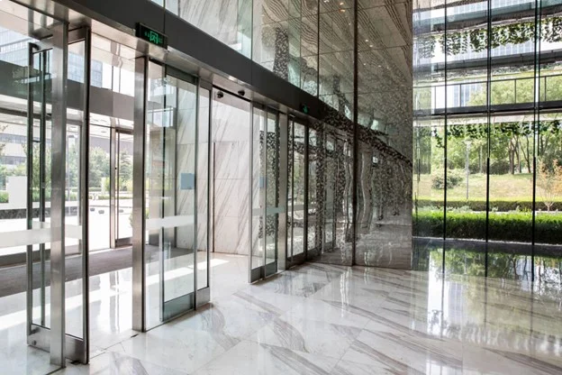 Featured image for “Step-by-Step Guide: How to Replace a Glass Door Safely and Effectively”